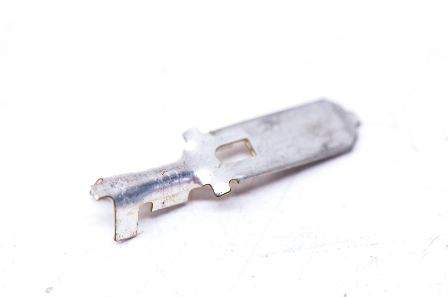Aftermarket 409011100 Male Terminal NOS