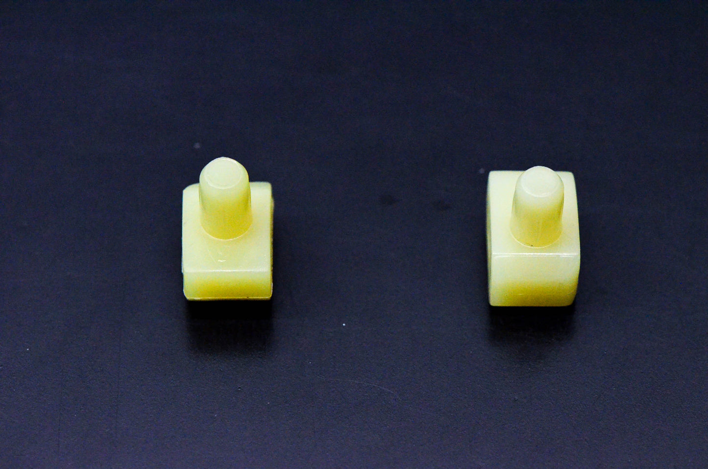 Aftermarket 414680300 Cam Slider Shoes Qty 2 NOS