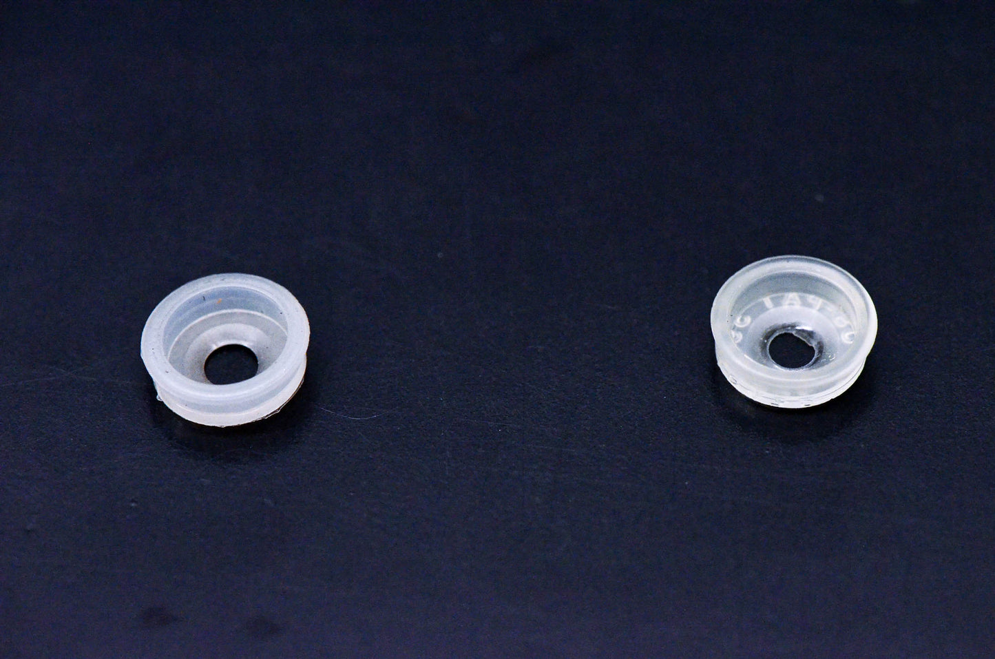 Aftermarket 414436800 Retainer Caps Qty 2 NOS