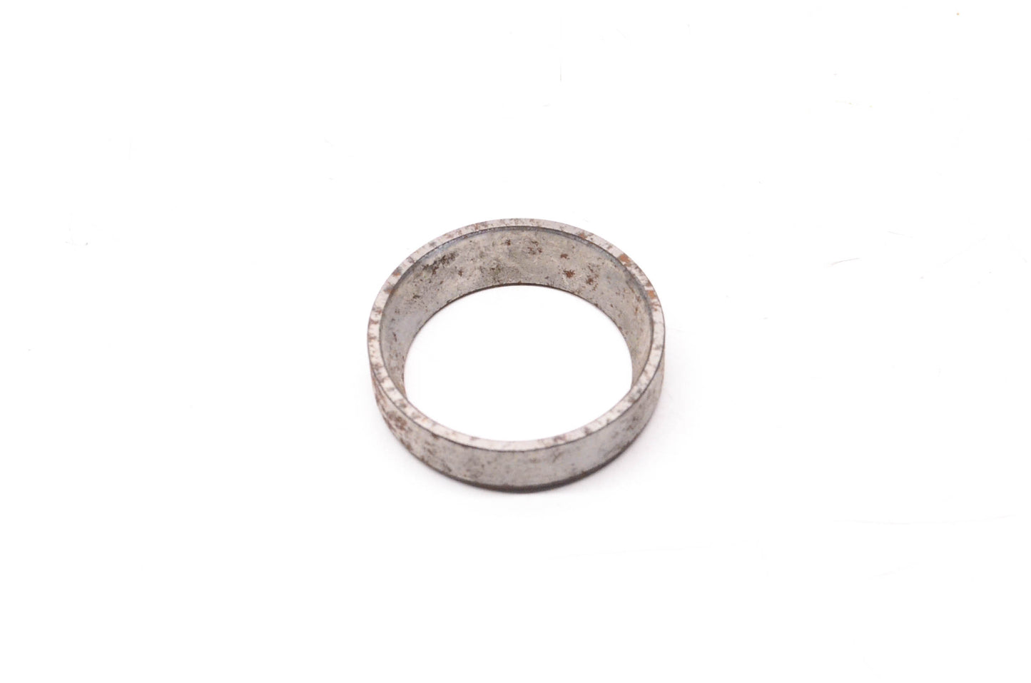 Aftermarket 405000300 Bearing Cup NOS