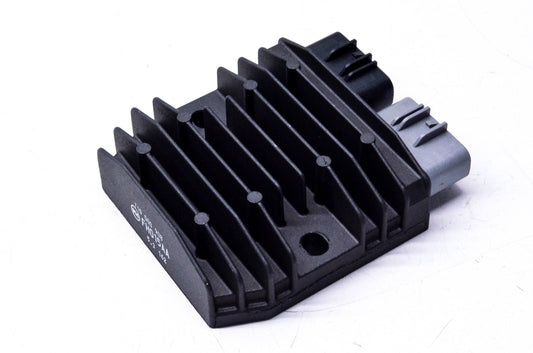 Aftermarket 710000908, FH015AA Voltage Regulator NOS