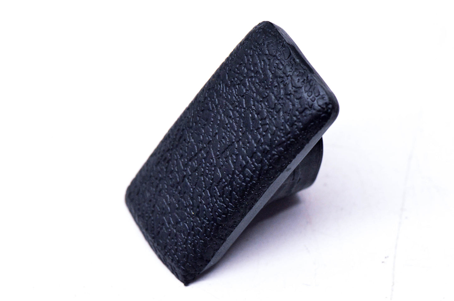 Aftermarket 204070207 Snap Cap NOS