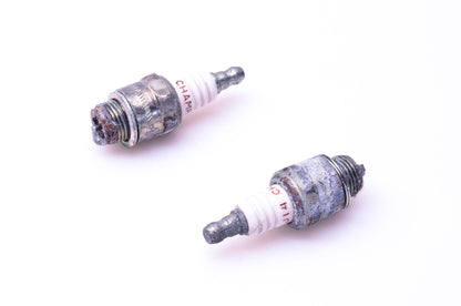 Champion 846, CJ14 Spark Plugs Qty 2 NOS
