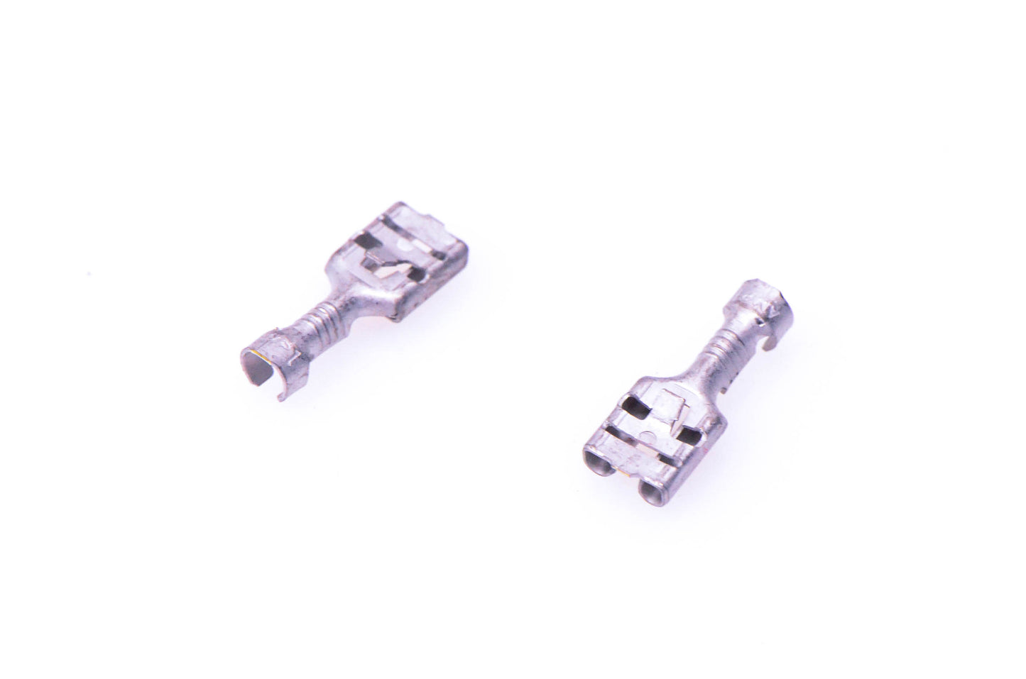 Aftermarket 561503100 Female Terminals Qty 2 NOS