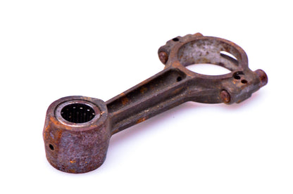 Aftermarket 377261, 305550 Connecting Rod NOS