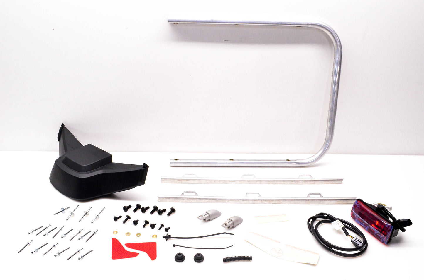 Aftermarket 861805100 Rear Bumper Kit NOS