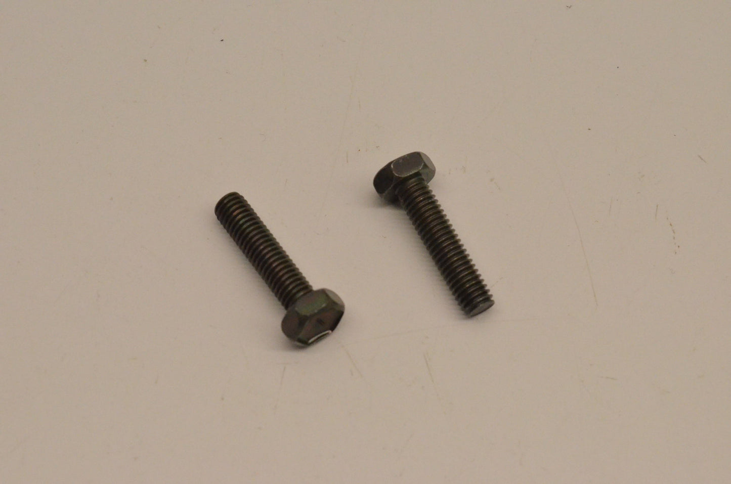 New OEM Arctic Cat 3004-641 Bolt Qty 2 NOS