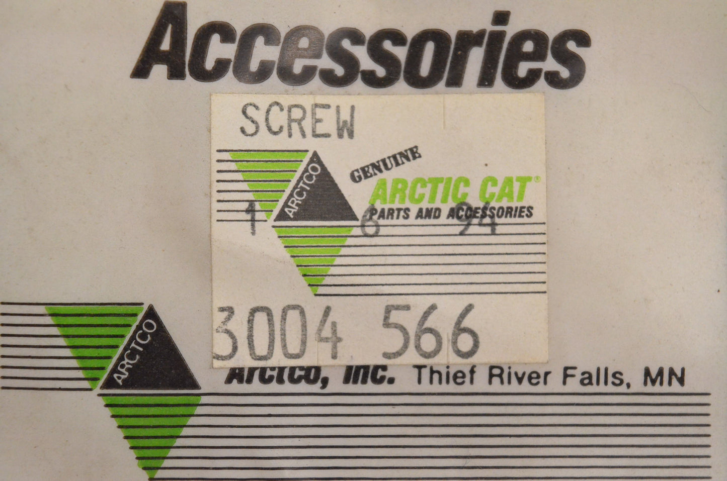 New OEM Arctic Cat 3004-566 Screw Qty 2 NOS