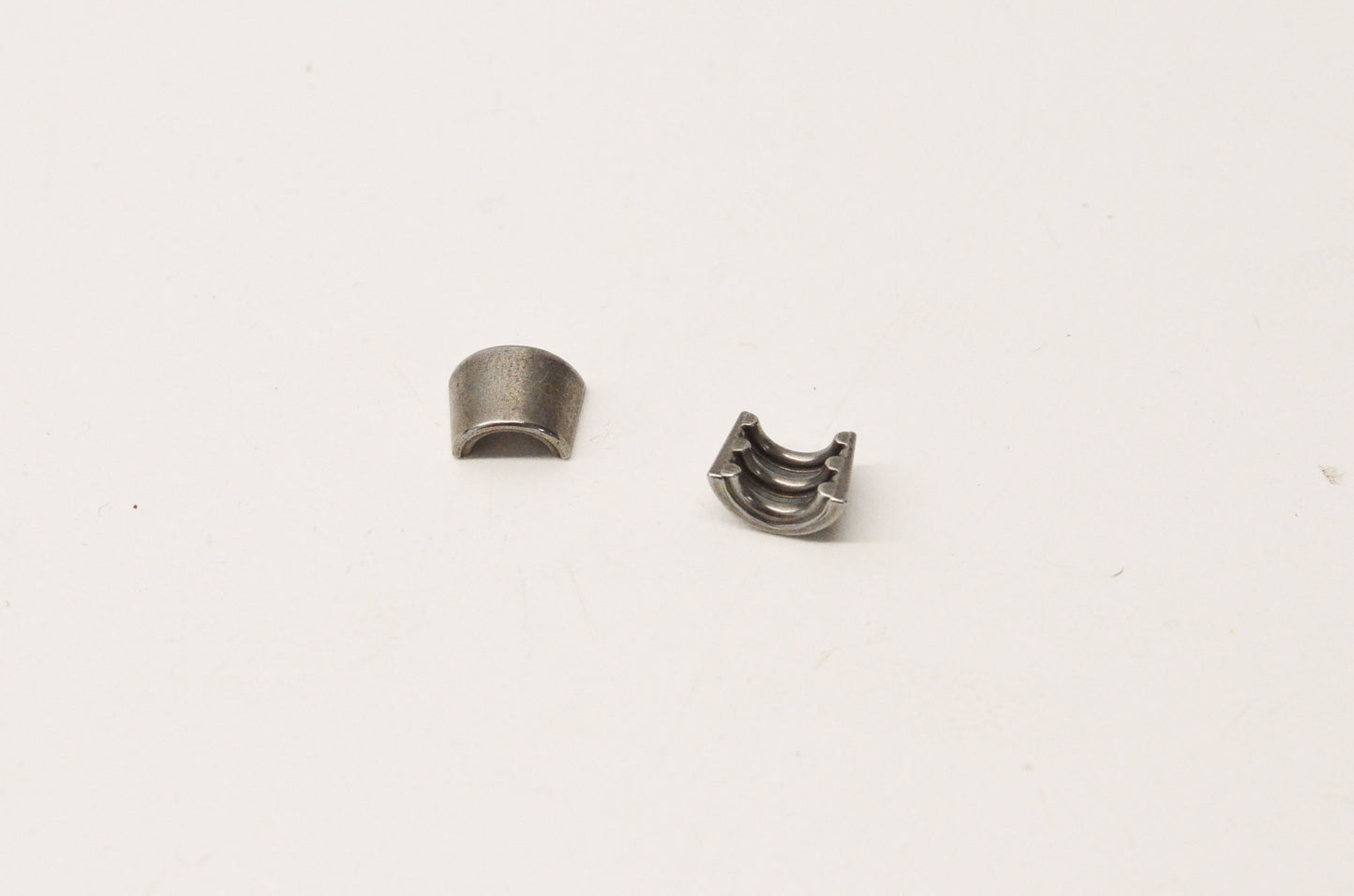 New OEM Ford F1AZ6518A Valve Keeper Qty 2 NOS