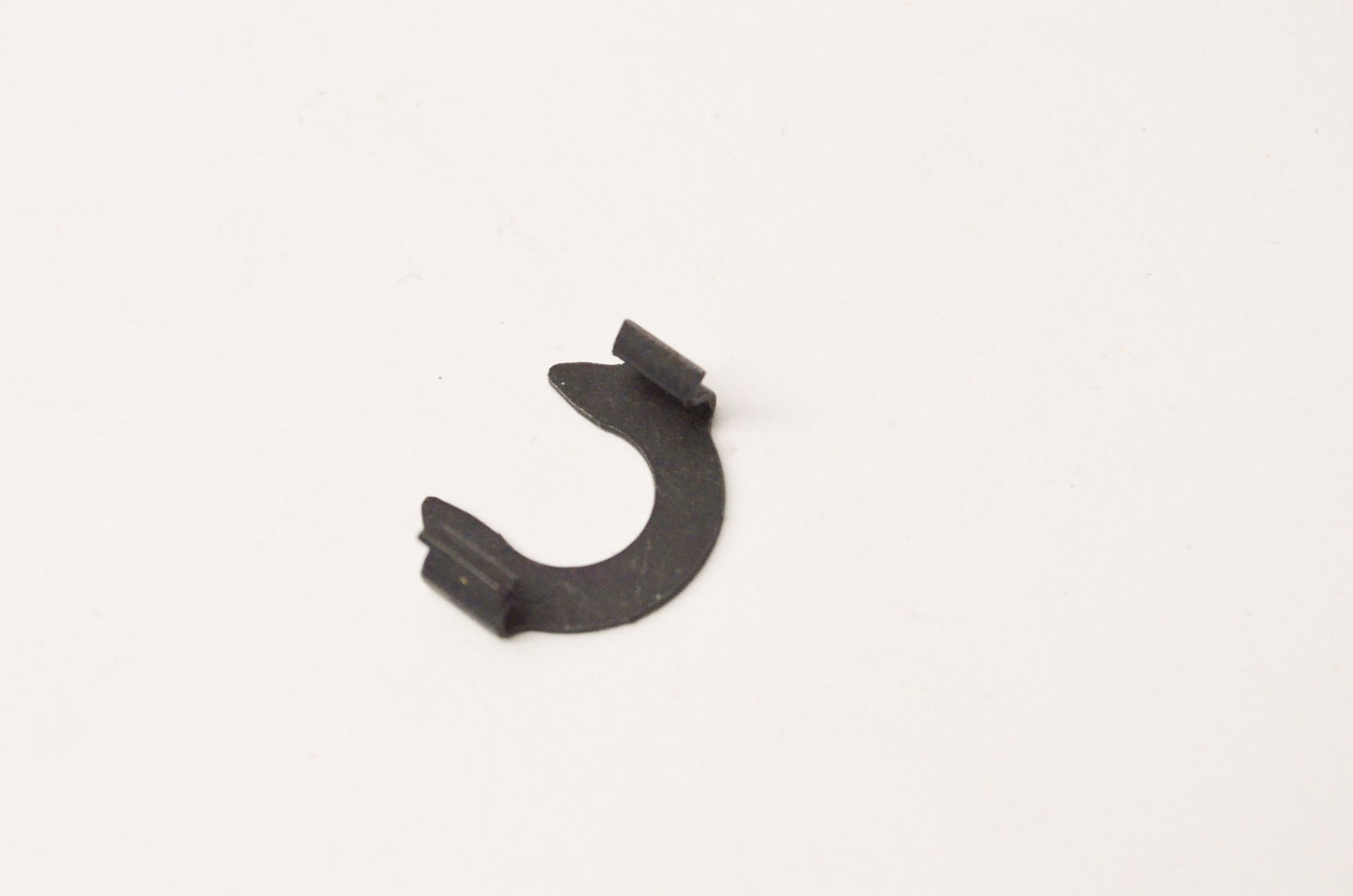 New OEM Ford N806152S53B Retainer NOS