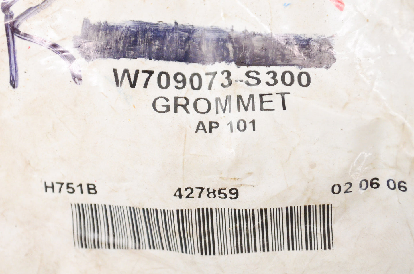 New OEM Ford W709073S300 Grommet NOS