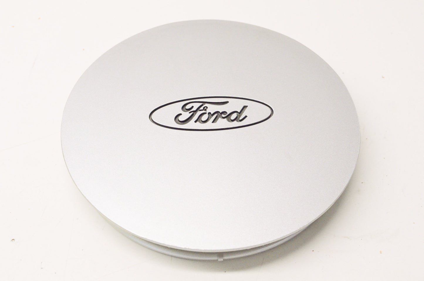 New OEM Ford E5DZ1130B Wheel Cover Hub Cap NOS
