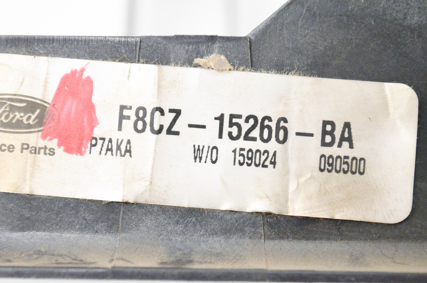New OEM Ford F8CZ15266BA Lamp Mounting Bracket NOS