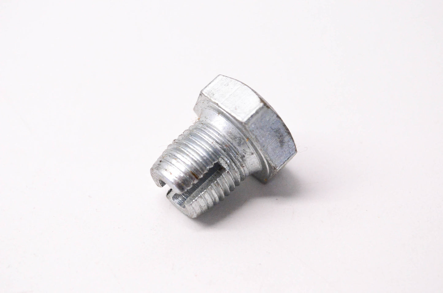 Balkamp 704-1010 Drain Plug NOS