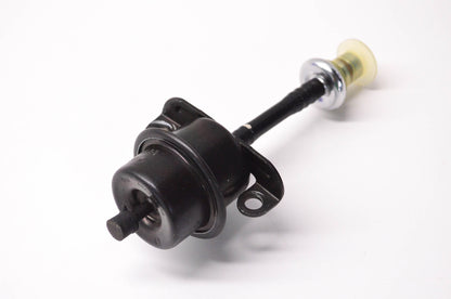 New OEM Ford CM-4647, E6TZ9C968B Fuel Pressure Regulator NOS