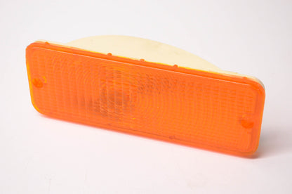 New OEM Ford D5UZ13200A Parking Lamp Lens NOS