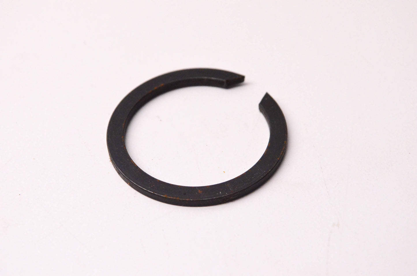New OEM Ford D4ZZ7064A Snap Ring NOS