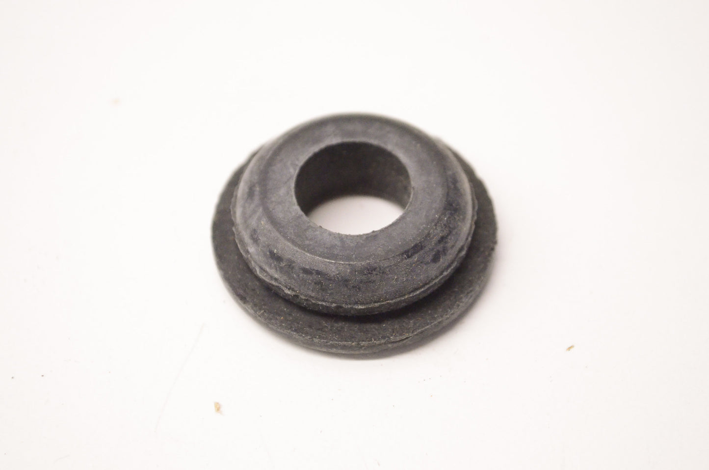 New OEM Ford C8AZ6A892D Grommet NOS