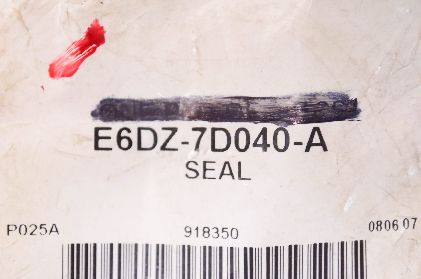 New OEM Ford E6DZ7D040A Cover Seal NOS