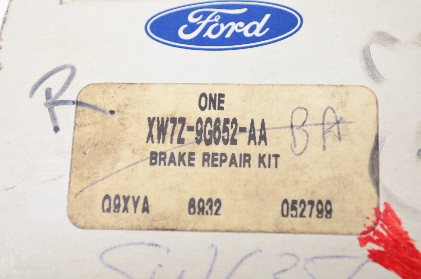 New OEM Ford XW7Z9G652AA Brake Repair Kit NOS