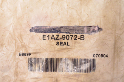 New OEM Ford E1AZ9072B, E3AC9072AA Fuel Tank Filler Pipe Seal NOS