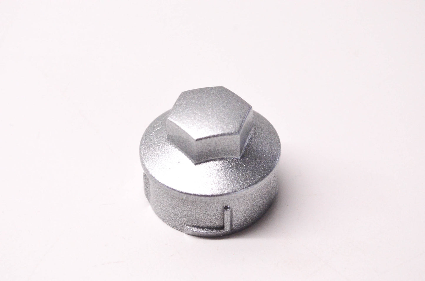 New OEM Ford 8S4Z1K011A Lug Nut Cover NOS