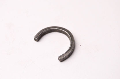 New OEM Ford E3TZ3B457B Shaft Retainer Clip NOS