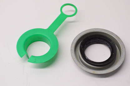 New OEM Ford BRS-181, BB5Z1S177C Output Trans Seal NOS