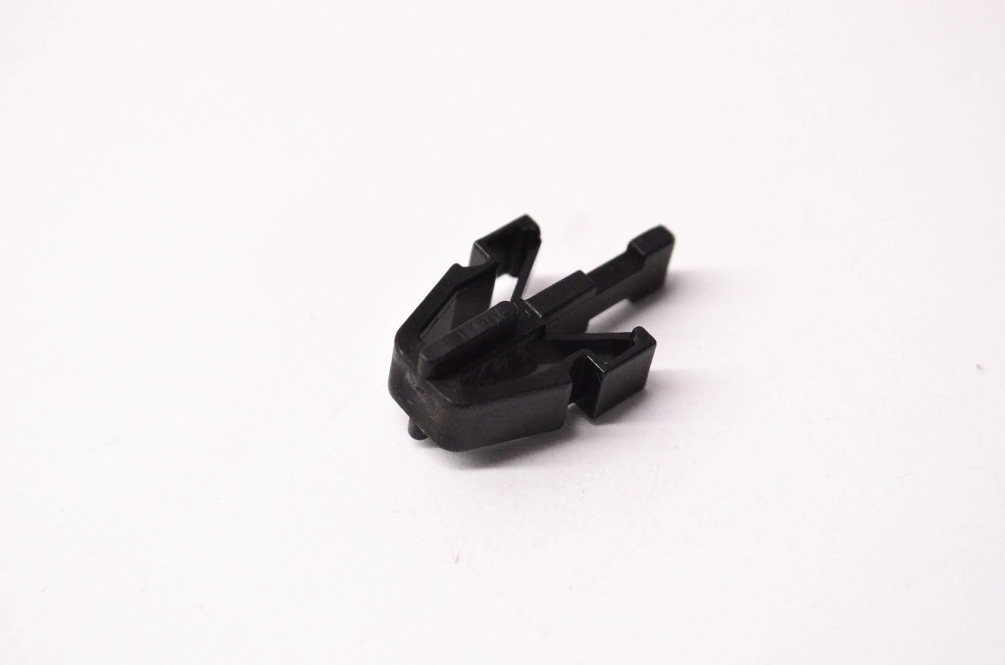 New OEM Ford BF6750715 Grille Clip NOS