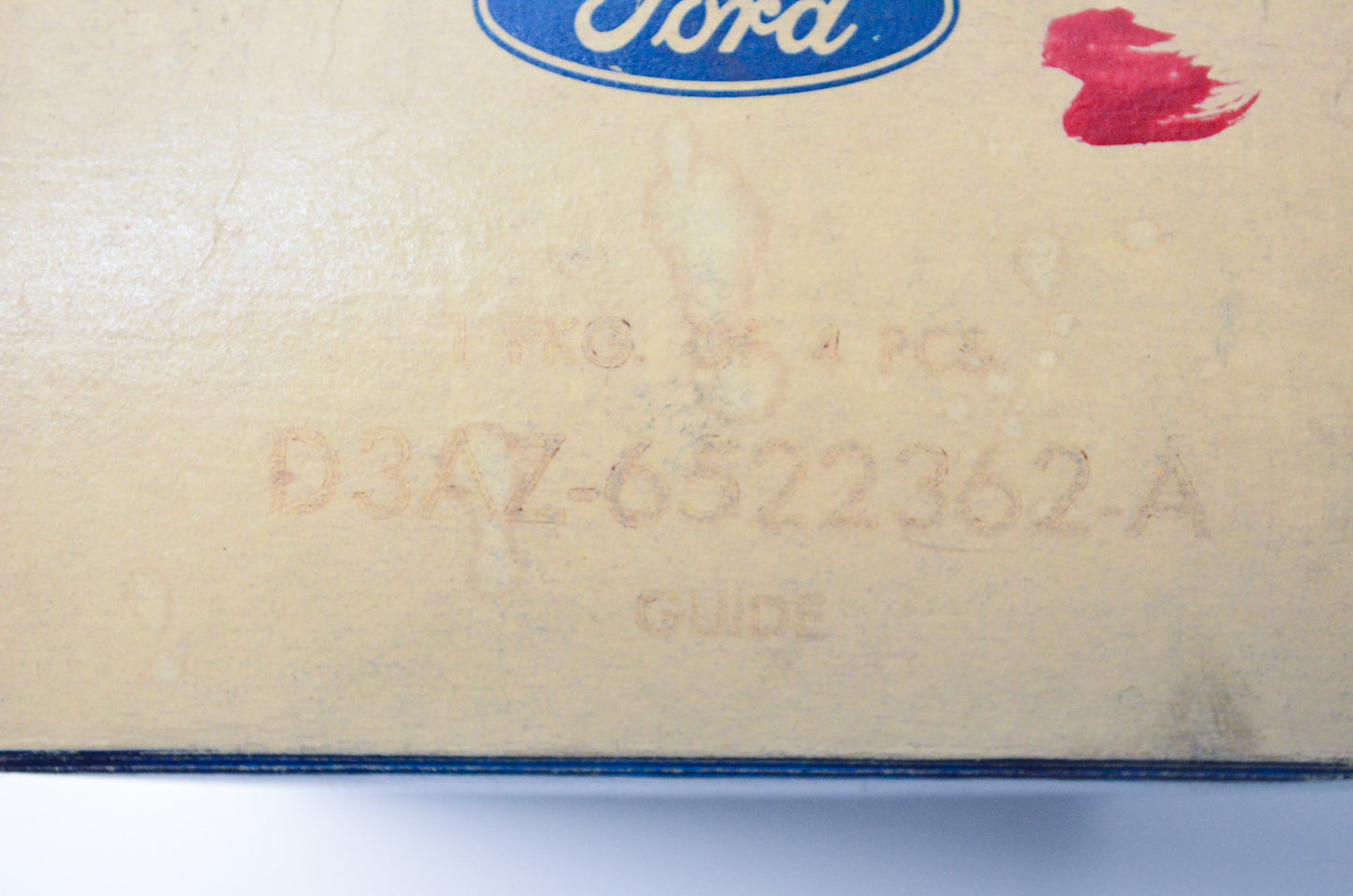 New OEM Ford D3AZ6522362A Window Guide NOS