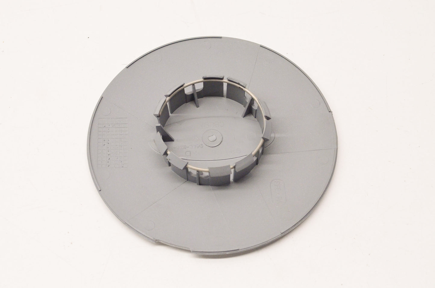 New OEM Ford F5RZ-1130-A, 082896 Center Hub Cap NOS