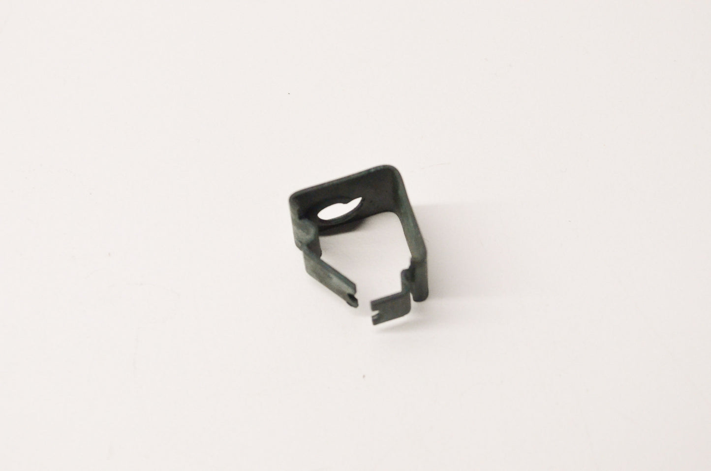 New OEM Ford D6FZ6224146A Door Arm Rest Clip NOS