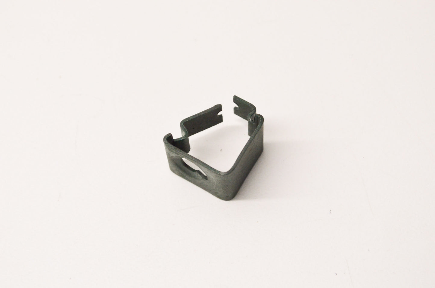 New OEM Ford D6FZ6224146A Door Arm Rest Clip NOS