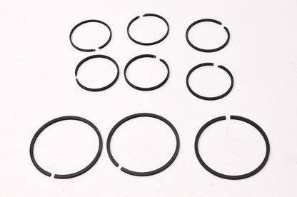 New OEM Ford D7AZ7153B Snap Ring Kit NOS