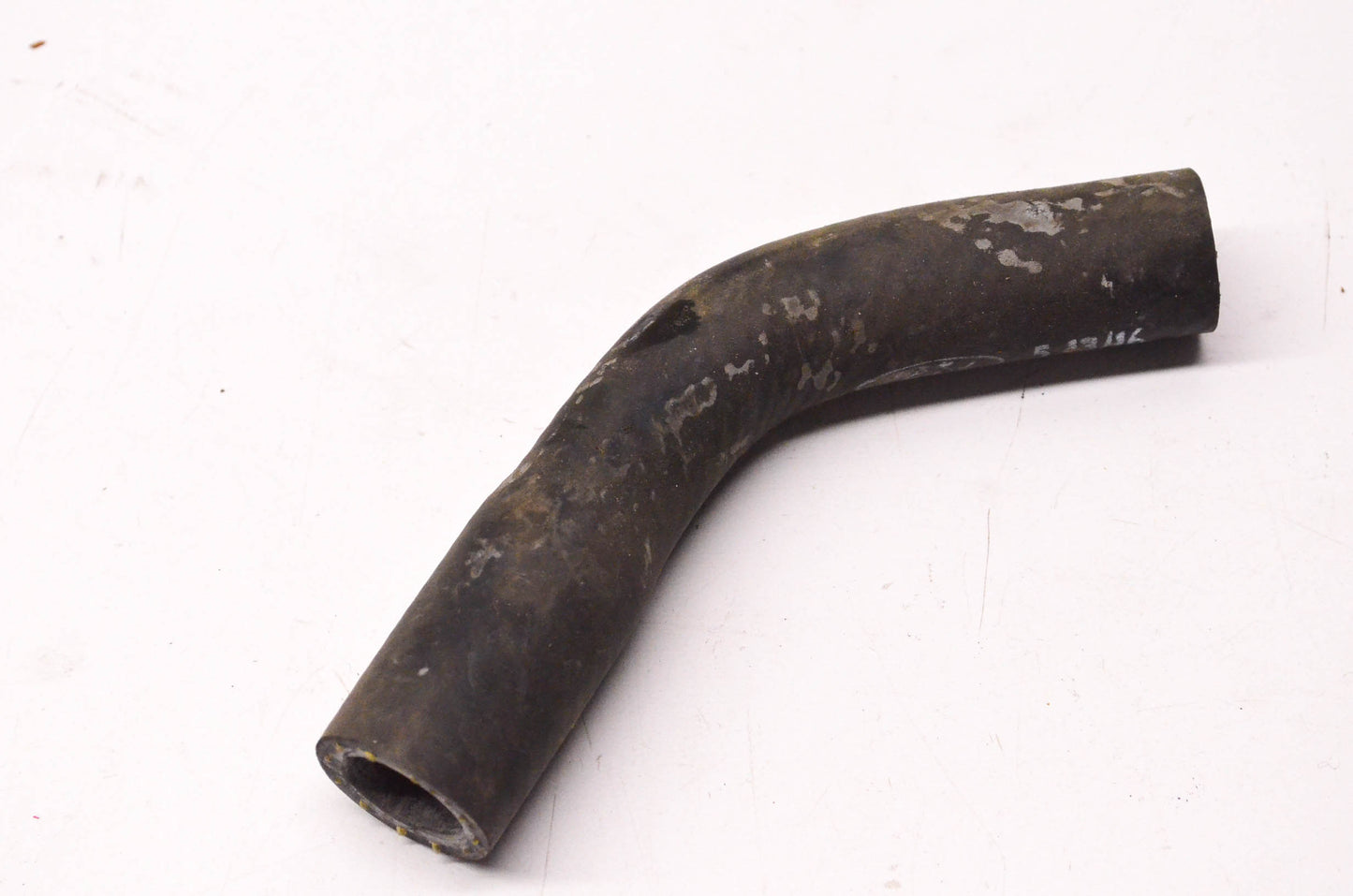 New OEM Ford E8DZ18472E, E9DH18D334FA HVAC Heater Hose NOS