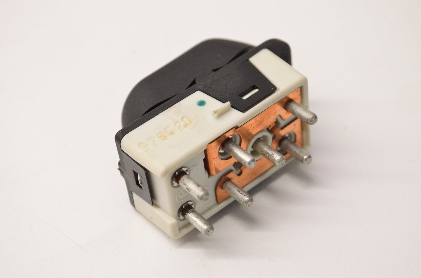 New OEM Ford F2DZ14028A Lock Switch NOS