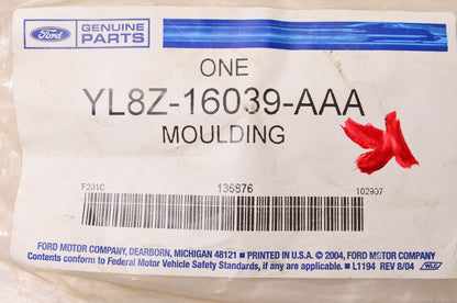 New OEM Ford YL8Z16039AAA Wheel Opening Molding NOS