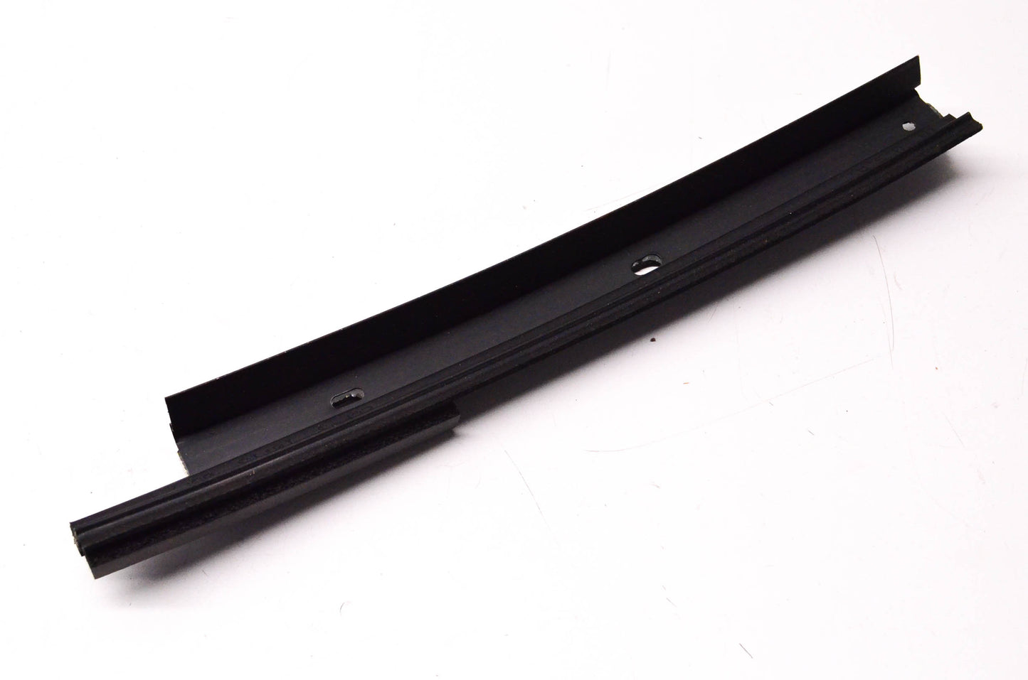 New OEM Ford 1R3Z7651542AA Retainer NOS