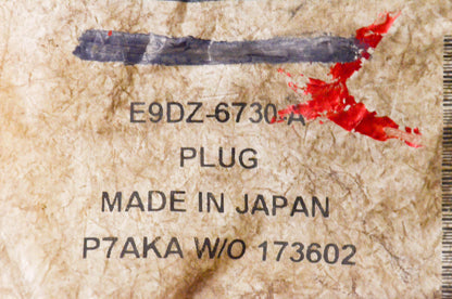 New OEM Ford E9DZ6730A Engine Oil Drain Plug NOS