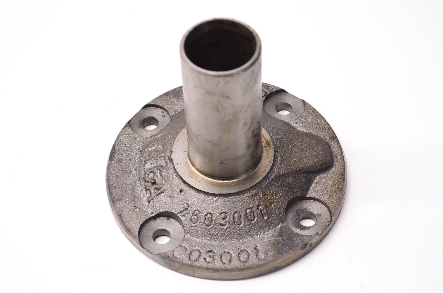 New OEM Ford C5AZ7050E Bearing Retainer NOS