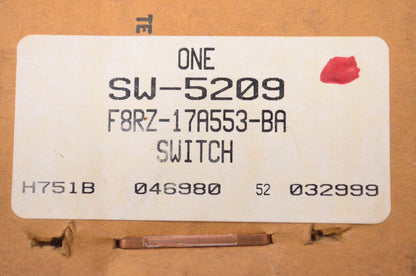 New OEM Ford SW-5209, F8RZ17A553BA Windshield Wiper Switch NOS