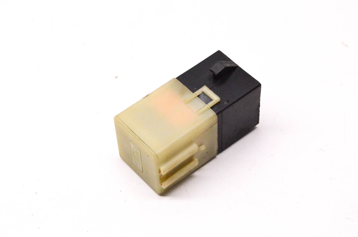 New OEM Ford DY-443, E4TZ12A646A Fuel Injection Relay NOS