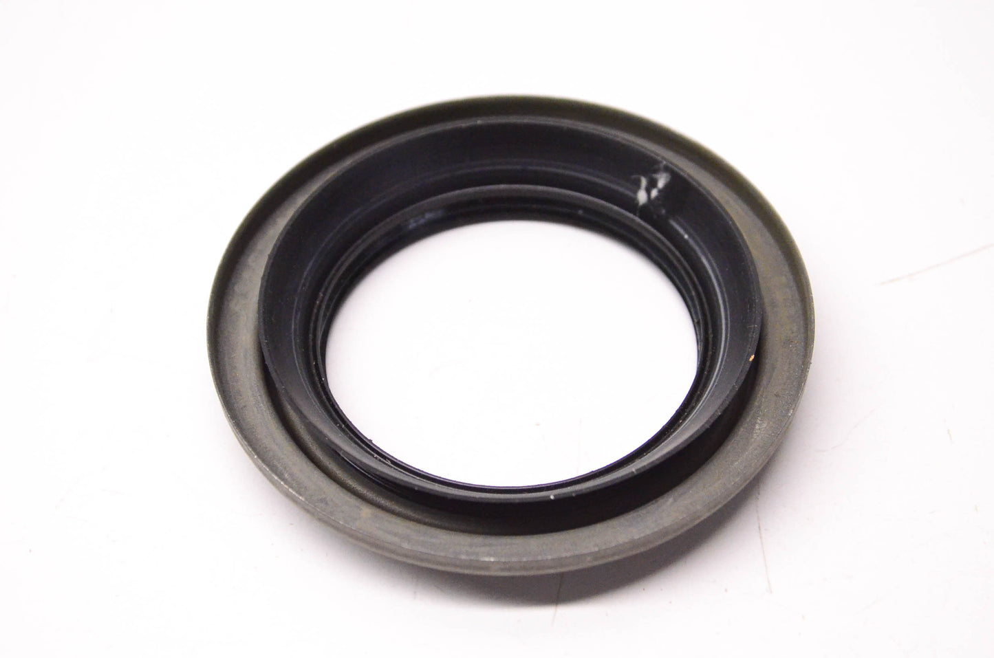 New OEM Ford BRS-98, 2C2Z1175AB, HMA94R Wheel Seal NOS