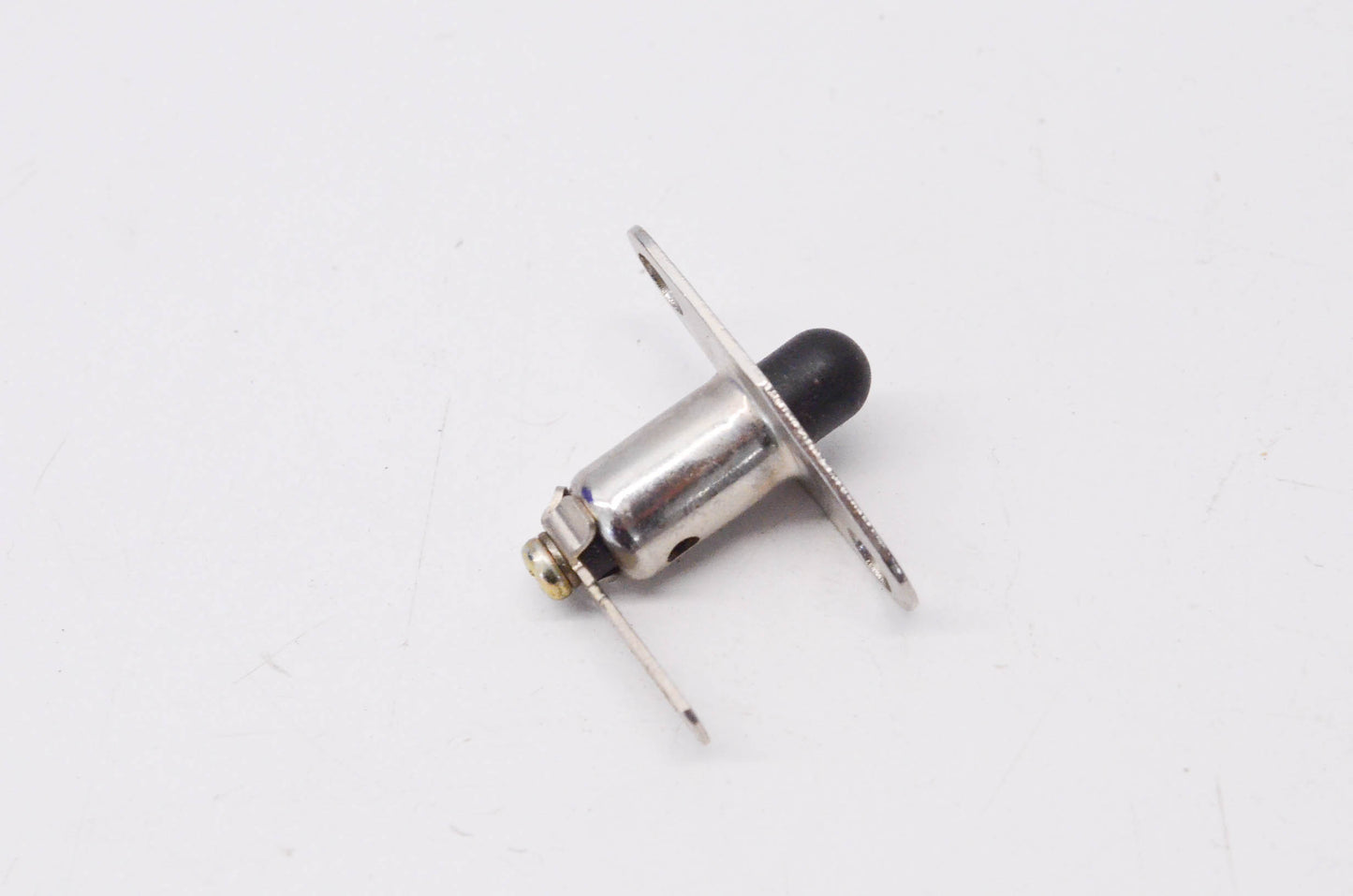 New OEM Ford SWE-2076, E7GZ13713B Door Jamb Switch NOS