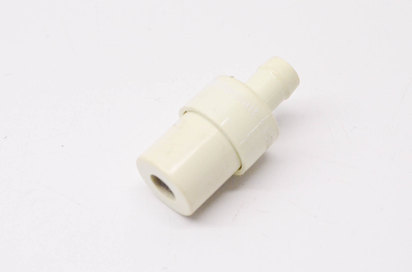 New OEM Ford EV-118, E8DZ-6A666-A PCV Valve NOS
