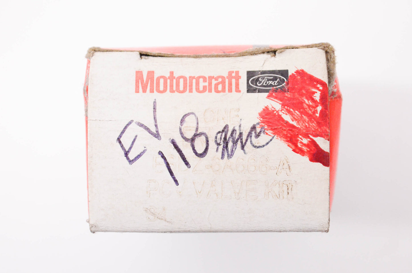 New OEM Ford EV-118, E8DZ-6A666-A PCV Valve NOS