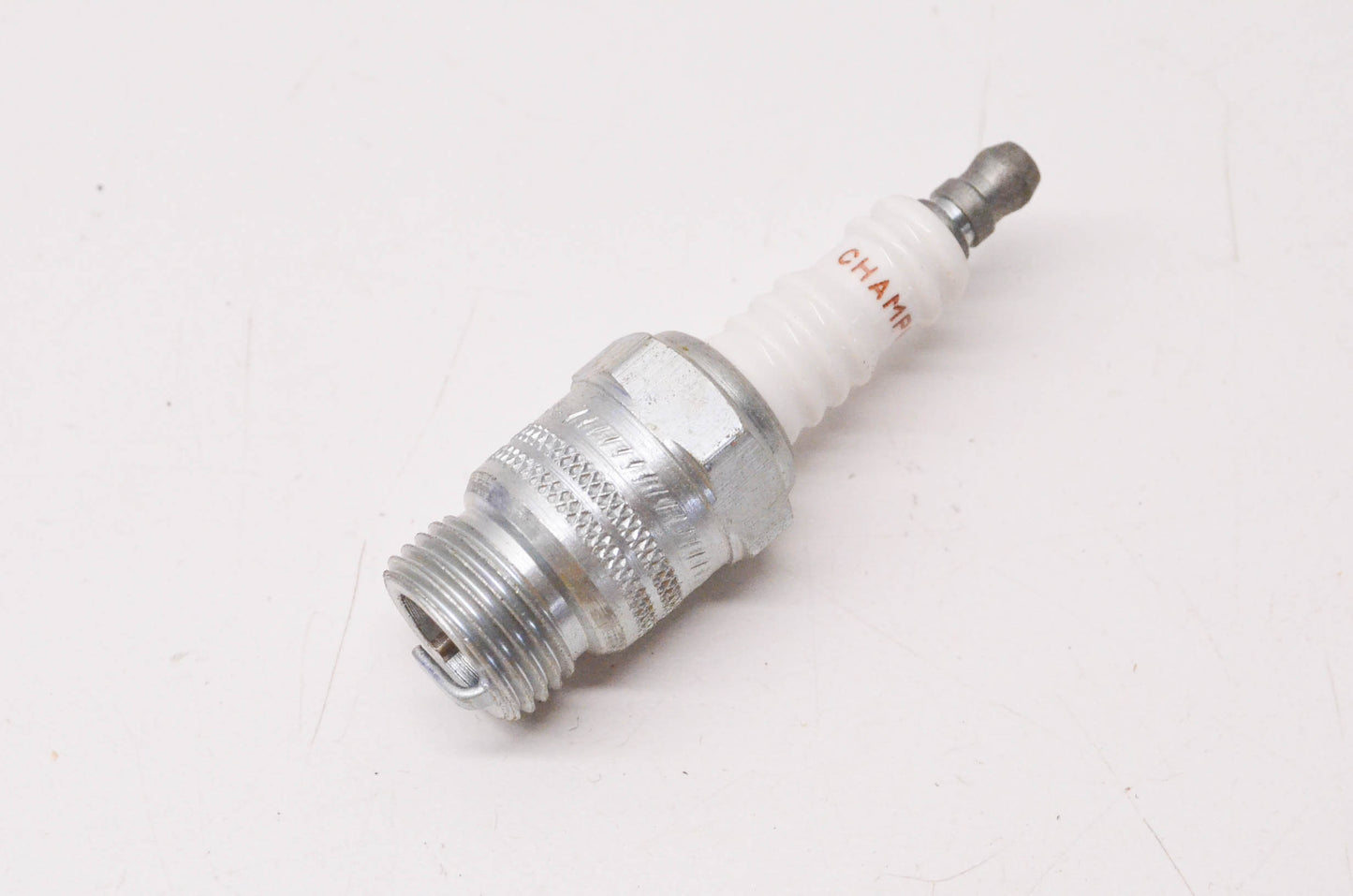 Champion 870 Spark Plug NOS