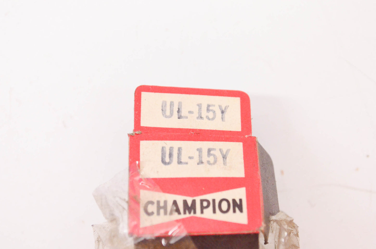 Champion UL-15Y Spark Plug NOS