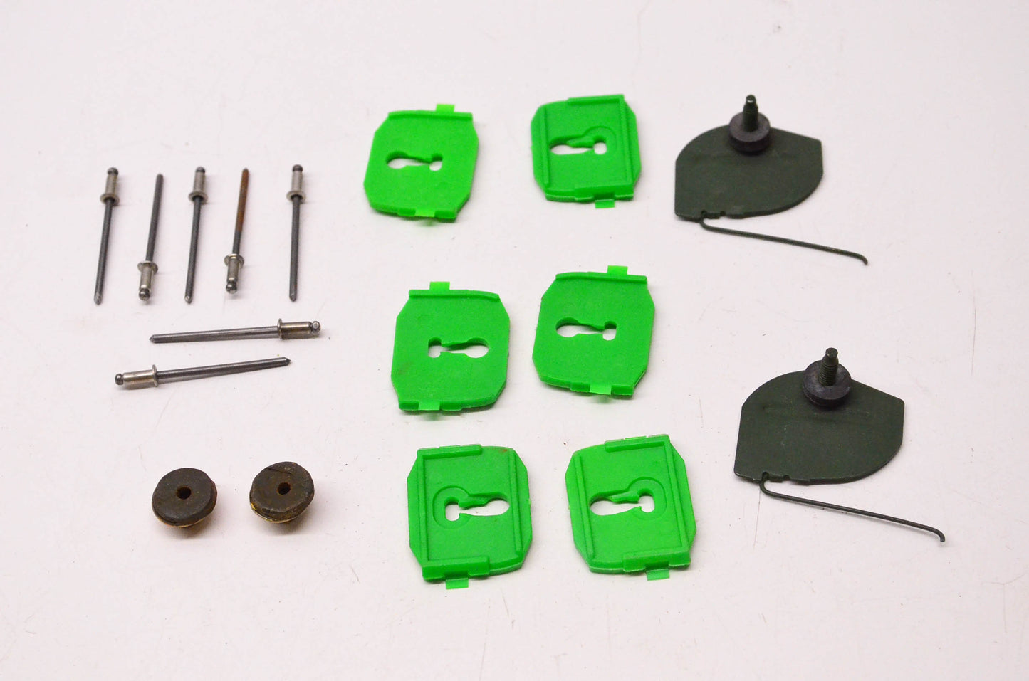 New OEM Ford SUBK3140K Hardware Kit NOS