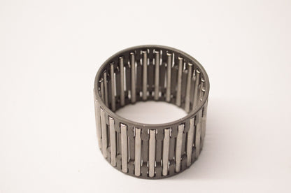 New OEM Ford E5TZ7121A Roller Bearing NOS